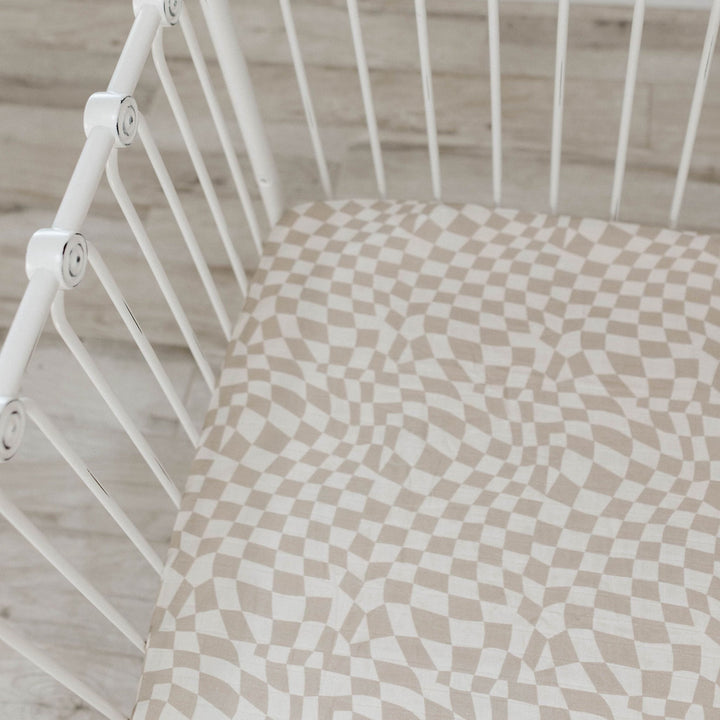 Natural Wavy Checker Muslin Crib Sheet